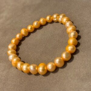 Elegant Orange Pearl Bracelet